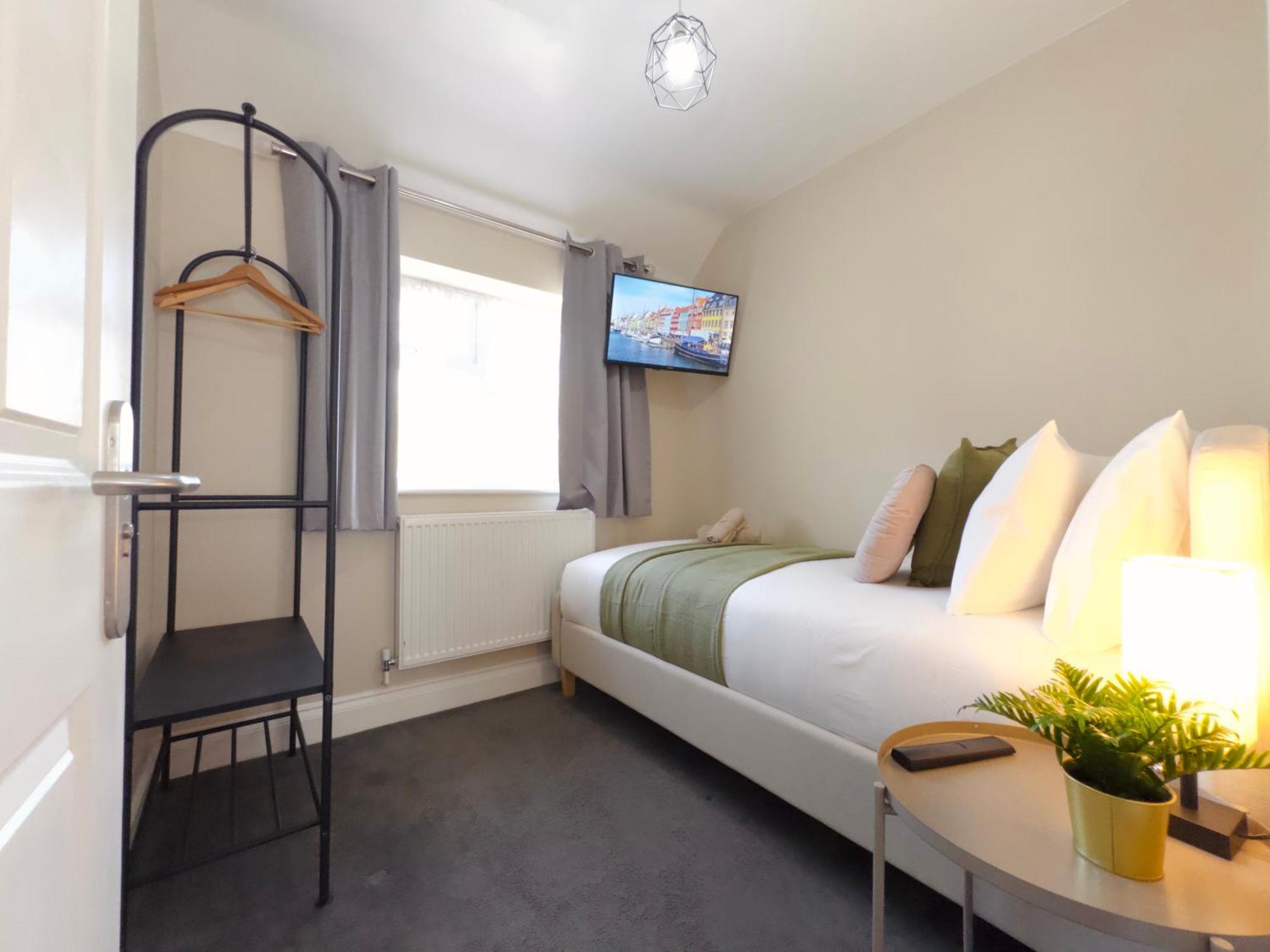 Comfortable Private Single 30 Min To Habitación en casa particular Londres