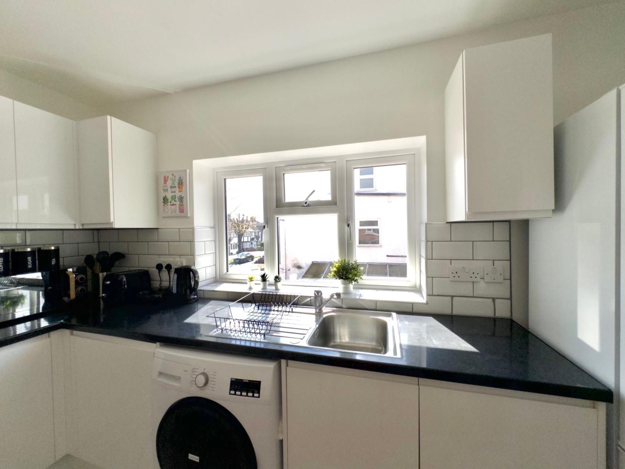 Comfortable Private Single 30 Min To Habitación en casa particular Londres